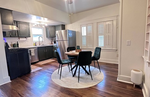 Lodi Cottage | Quaint 2-bedroom cottage in charming Lodi