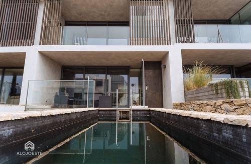 Torres Vedras House | Quaint & Chic Seaside Villa | Luxury Complex