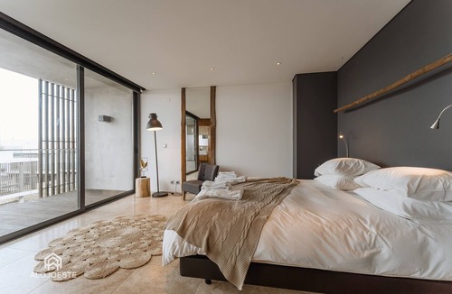Torres Vedras House | Quaint & Chic Seaside Villa | Luxury Complex
