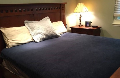 Simi Valley House | Quaint Lovely 2 Bedrooms House-Convenient located
