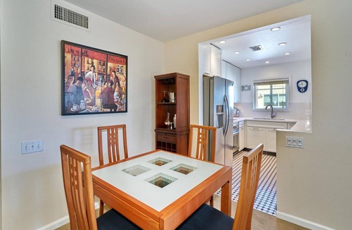 Tahquitz River Estates Condo | Quaint Palm Springs Condo City I.D. 032692
