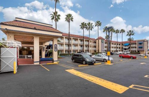 Lomita Hotel | Quality Inn - Torrance Lomita