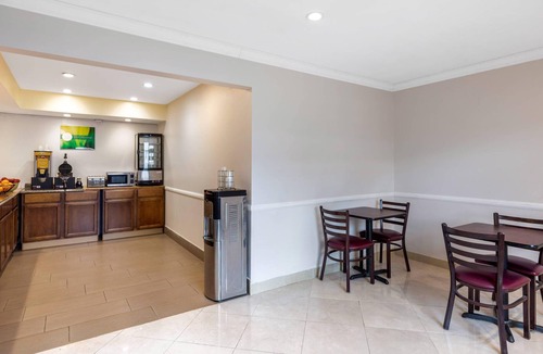 Lomita Hotel | Quality Inn - Torrance Lomita