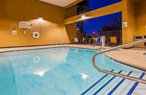 North Las Vegas Apartment | Queen Room Near Shadow Creek Golf Course LAS