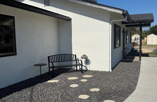 Atascadero House | Quiet Country Charm 3-bedroom , 2-bath house perfect location/minutes to town