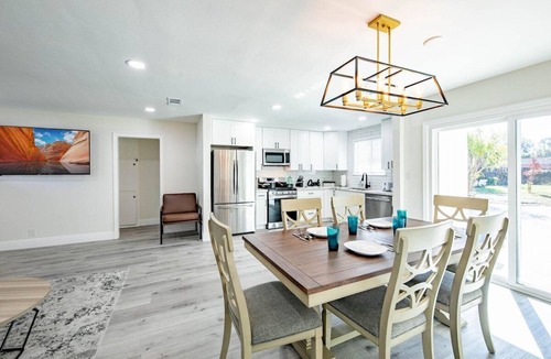Rosemead House | Quiet & Peaceful Home Close to LA/Beaches/Disney