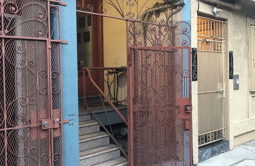 Downtown San Francisco Apartment | Quiet & private retreat in the heart of downtown SF, centrally located in SOMA.