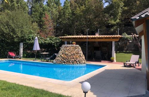 Sernancelhe e Sarzeda House | Quinta da Fervença, private river place to relax.