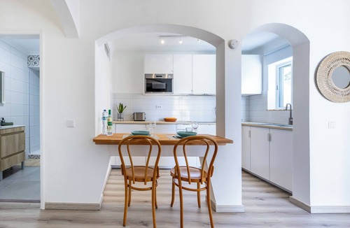 Lagos Apartment | Quinta Da Liberdade Studio Apartment with Private Patio