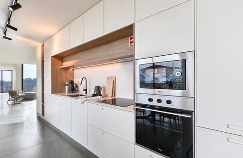 Guilhofrei Apartment | Quinta Leitão IV T3 with pool by Sé Apartments