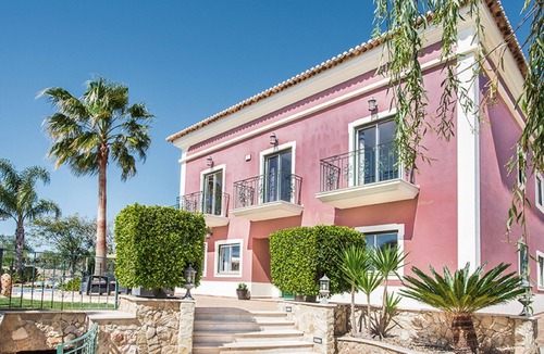 Tunes House | Quinta Valente VIP Properties by Interhome
