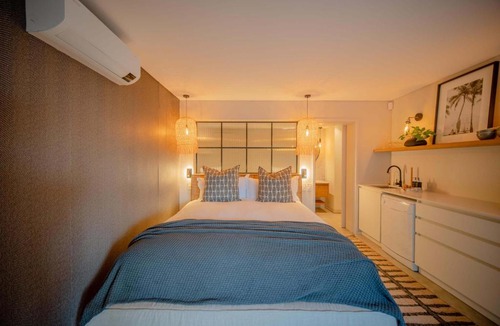 Wavecrest Villa | Raaswater Surf Villa Jeffreys Bay