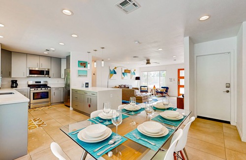 Racquet Club South House | Racquet Club East Gem with 2 primary suites, heated pool & spa