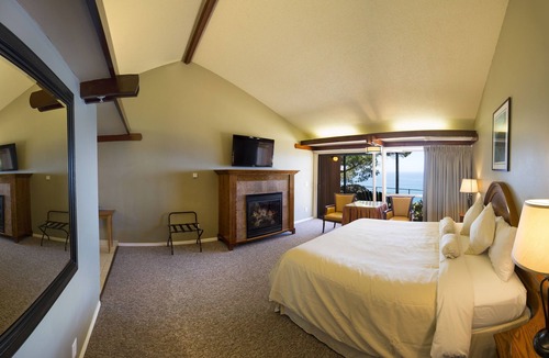 Ragged Point Hotel | Ragged Point Inn and Resort