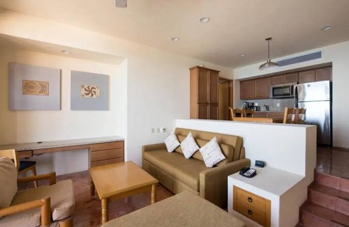 Palmilla Resort | Raintree's Club Regina Club Suite- Jan 17 to 24