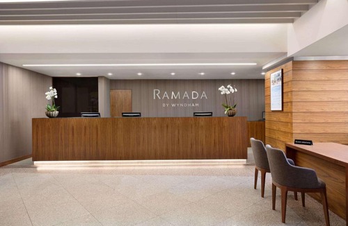 Alto do Pina Hotel | Ramada by Wyndham Lisbon