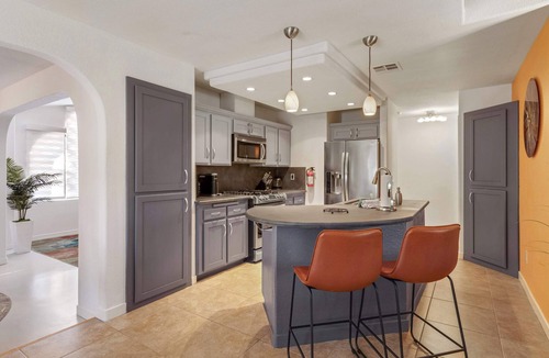 Racquet Club South House | Ranch Club Estates Retreat with Pool and Dog Run