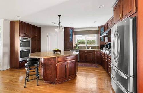 Rancho Palos Verdes House | Rancho Palos Verdes View Home w/Jacuzzi & Firepit
