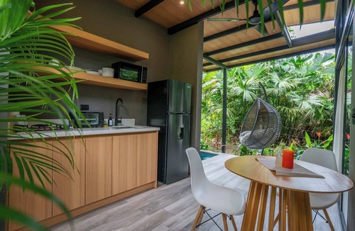 Punta Uva House | Raya Bungalow, AC & Plunge Pool