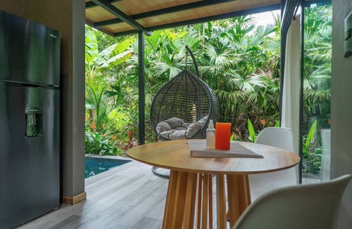Punta Uva House | Raya Bungalow, AC & Plunge Pool