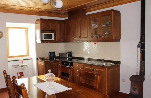 Batalha Cottage | Refugio da Ti Maria - Guest accommodation