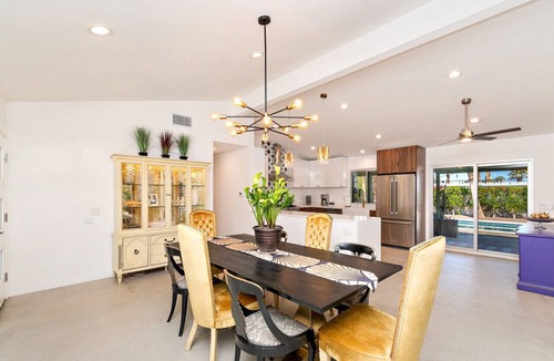 Racquet Club South House | Regency Poolside Retreat