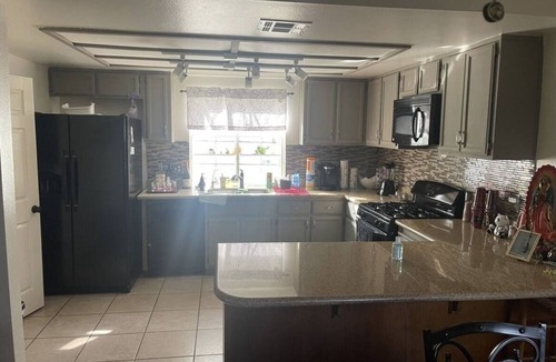 Summerlin House | Relax with the whole family at this peaceful place to stay, close to the Strip.