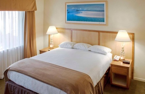 Callender Hotel | Relaxing Beach Getaway! 3 Cozy Units w/Balcony, Onsite Pool, & Free Parking!