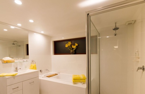 Mudgeeraba House | Relaxing Guest House in the Gold Coast Hinterland