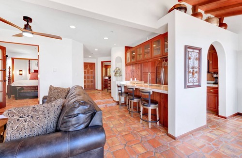 Avalon Condo | Remodeled 1B|1B Villa,Golf Cart, WIFI, Gorgeous Panoramic Ocean Views, golf cart