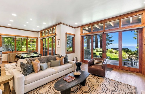 Sierra Shores Condo | Remodeled Luxury Lakeview w/Fireplace, Hot Tub, Gym | PEAK SS13