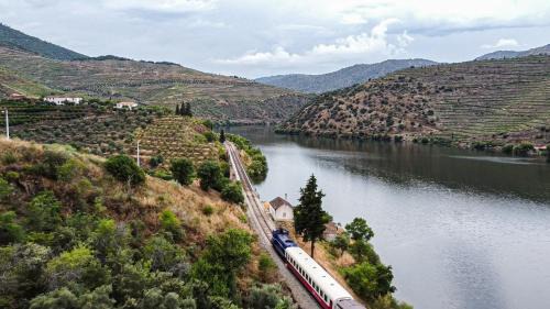 Vila Nova de Foz Coa Apartment | RENT4REST DOURO RIVER VIEW FAMILY RETREAT 3BD Apartment