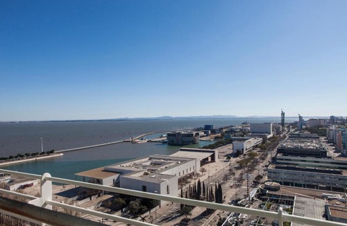 Parque das Nacoes Apartment | RENT4REST LISBON PARQUE DAS NAÇÕES 17Th FLOOR RIVER VIEW