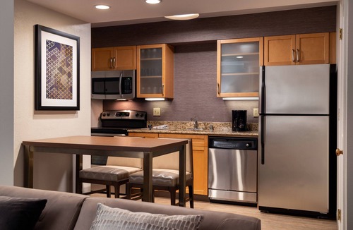 Las Vegas Hotel | Residence Inn Las Vegas Convention Center by Marriott