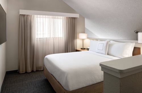 Las Vegas Hotel | Residence Inn Las Vegas Convention Center by Marriott