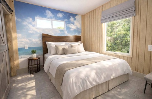 Stockton Hotel | Resort Perks: 7 beds, Bunga.low, full kitchen, deck