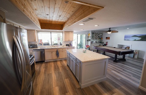 Lake Havasu City House | Resort Style Backyard on the Golf Course, EV Charger