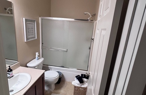Reno House | Rest & Relax Cozy Western Luxe Stay