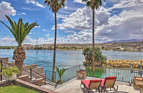 Bullhead City House | Restful Riverfront Retreat w/Private Dock + Patio