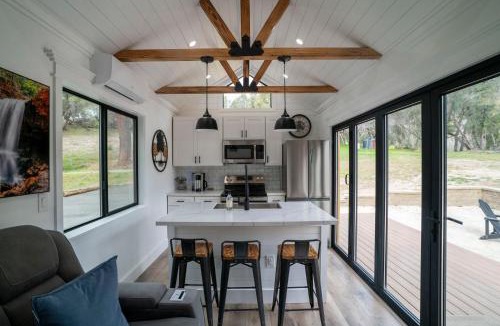 Yosemite Forks House | River Falls Retreat