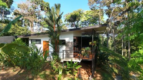 Uvita Apartment | River Lodge - a Luxurious Hideway in the Jungle