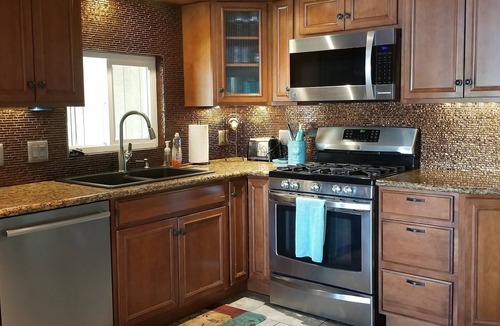 Bluewater House | Riverfront Home Away from Home