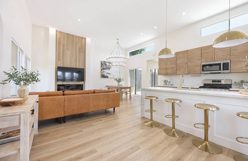 Hillcrest House | Robinson-Newly Renovated Beautiful Retreat-Close to ALL