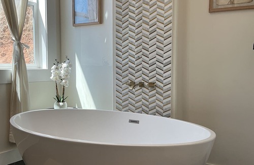Three Rivers House | Romantic 1-bedroom 2 bath french farmhouse with a polish of a high end hotel.
