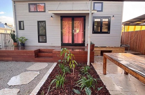 Mullumbimby Apartment | Romantic getaway Mullum w fire pit & hammock net
