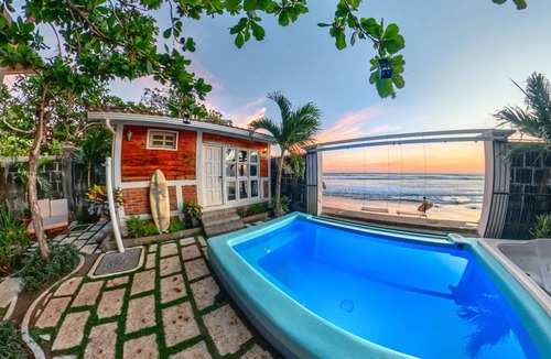 Pochomil Apartment | Romantic Seaside Casita w Pool AC Fire Sunsets