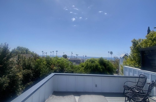 Diamond Crestview House | Rooftop Deck Ocean View Newly Renovated House