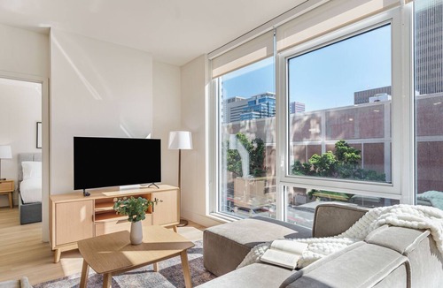 Cortez Hill Apartment | Rooftop Pool + Gym + Hot Tub | Near Dining Scene + Harbor | Ancora by AvantStay