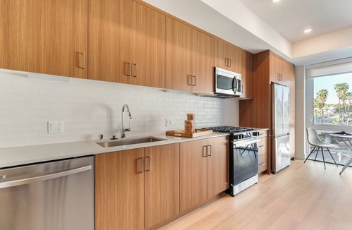 Cortez Hill Apartment | Rooftop Pool + Spa + Fitness Center | Little Italy Dining | Ancora by AvantStay
