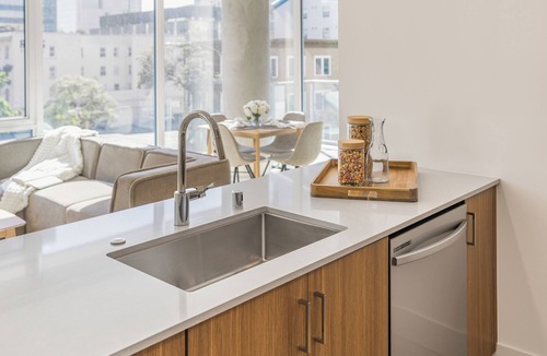 Little Italy Condo | Rooftop Pool + Spa + Sky Lounge | Walkable San Diego's Little Italy | Ancora
